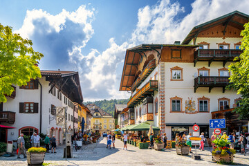 Fototapeta na wymiar Altstadt, Mittenwald, Karwendel, Bayern, Deutschland 