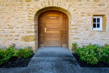 Fototapeta na wymiar Door in Theizé village in Beaujolais