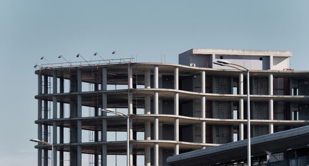 Daylight shot of monolithic structures in the construction process