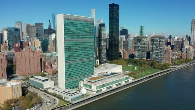 sunny flying counter clockwise around UN Headquarters in NYC