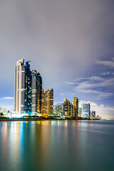 Obraz premium skyline of sunny isles beach , Miami by night