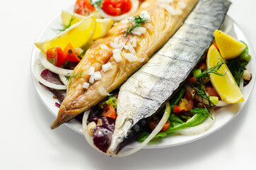 Hot smoked scottish mackerel fillets with onions, tomato and salad
