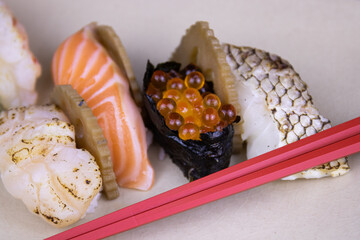 Mixed Nigiri Sushi, Salmon, Salmon's Egg, Scallop