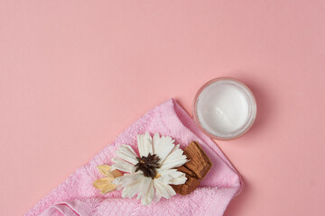 Obraz na płótnie Canvas bathroom accessories shampoo beauty salon isolated background