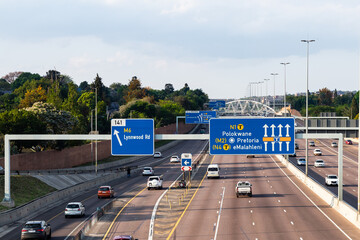 N1 north freeway overhead direction signs