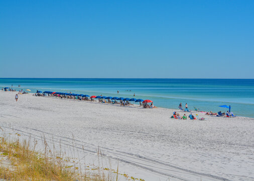 Beautiful  White Sand Beach Of Miramar Beach On The Gulf Of Mexico In South Walton, Florida