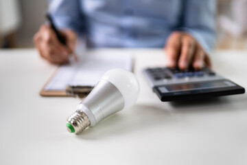 Light Bulb Finance Calculator