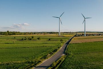 Zielona odnawialna energia - Turbiny  © rozentuzjazmowany