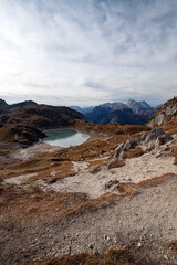 Fototapeta na wymiar Lago Coldai - Dolomiti Bellunesi