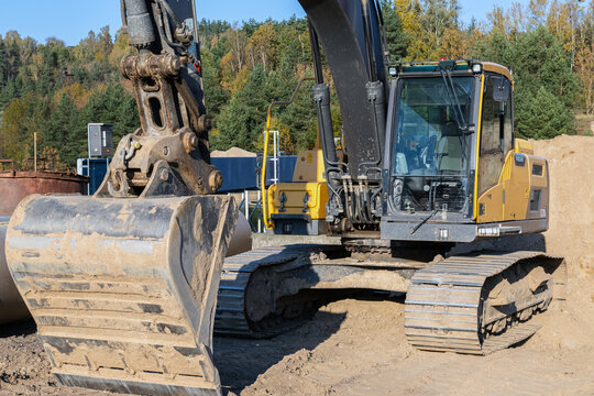 Construction machinery. Large construction excavator.