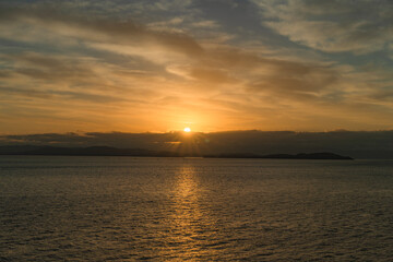 美しい時間の朝日