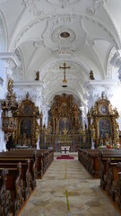 Fototapeta na wymiar Blick zum Chor, Münster St. Peter und Paul in Obermarchtal