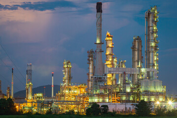 Plakat Oil​ refinery​ and​ plant and tower column of Petrochemistry industry in oil​ and​ gas​ ​industrial with​ cloud​ blue​ ​sky.