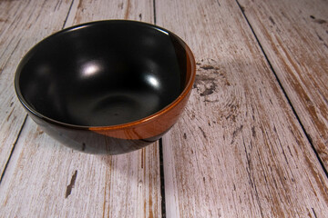 cast iron frying pan on wooden table