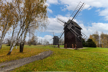 Wiatraki w Śmiglu © Marcin