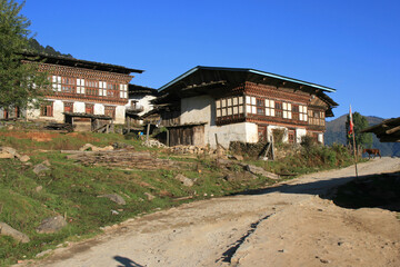 Fototapeta na wymiar houses in a village closed to gangtey at the phobjikha valley in bhutan