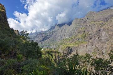 Ilet des Orangers, Ilet des Lataniers dans le cirque de Mafate sur l'île de la Réunion