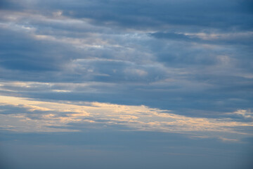 Fototapeta na wymiar sunset sky and the clouds