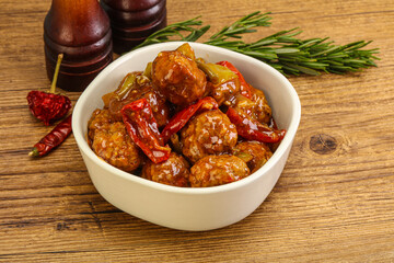 Meat ball in tomato sauce