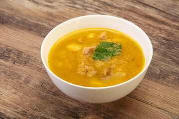 Pea soup with smoked meat