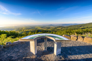 Point de vue à la terrasse de Chiroubles