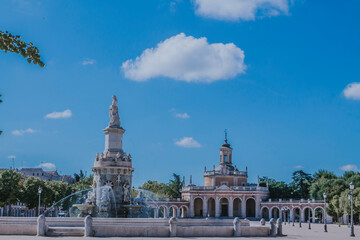 fountain in the gardens of the royal palace of aranjuez, madrid, spain, europe