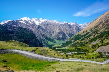 Naklejka premium Beautiful snow capped mountains of the Caucasus