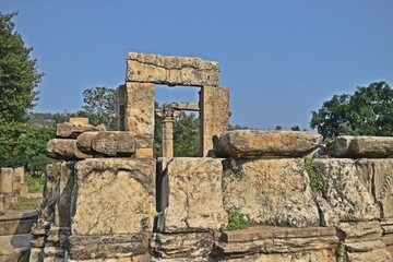 Naklejka premium ruins of ancient temple at alwar rajasthan 