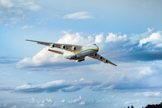 Ukraine, Kyiv - August 18, 2021: The plane Antonov 225 AN-225 Mriya fly, the biggest airplane in the world taking off from the airport. UR-82060 largest aircraft flying in the sky. Cloudy day.