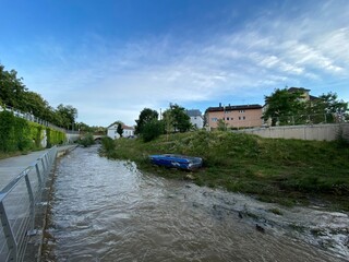 Schwäbisch Gmünd Ostalbkreis Josefsbach und Rems Hochwasser Flut im Bach Fluss