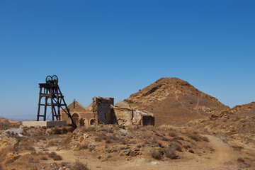 Estructura minera abandonada en muMrcia