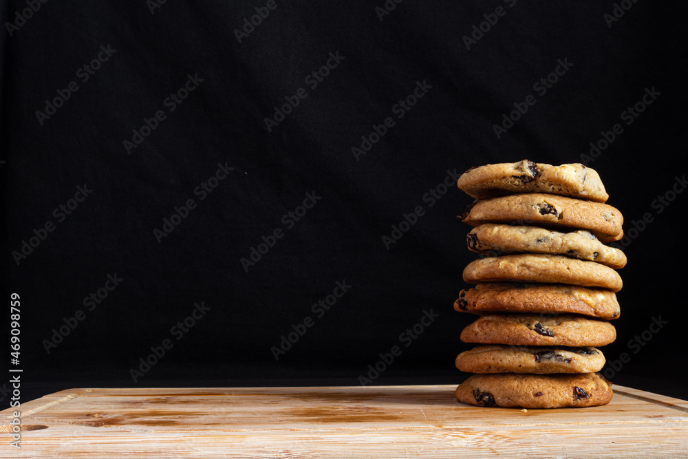 Wall mural cookies with white chocolate chips and raisins