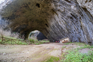 Fototapeta na wymiar Devetashka cave, northeast of Lovech, near the village of Devetaki