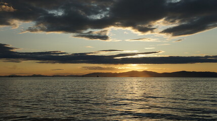 Amazing sunset on the sea, beautiful horizon