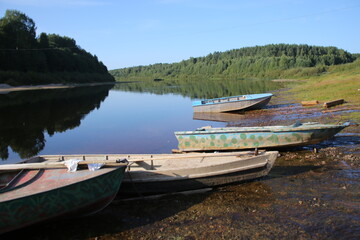 Fototapeta premium boat on the lake