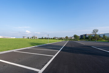 Obraz premium parking lot in city