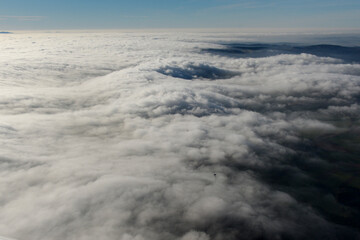 Obraz premium Herbstliche Luftaufnahme des Oberpfälzer Wald