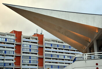 Alexanderplatz in Berlin in der Dämmerung
