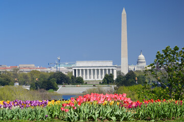Washington D.C. skyline with major monuments including capitol building and lincoln memorial and...