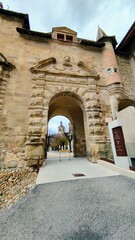 Porterie SAINT ANTOINE L'ABBAYE (Isère)