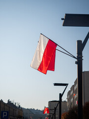 Polska flaga na maszcie, biało-czerwona flaga, Polska, 11 listopada, 3 maja,  święto narodowe