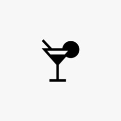 cocktail icon. cocktail vector icon on white background