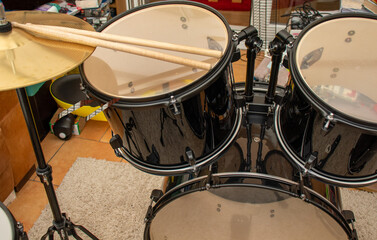 Fototapeta na wymiar Drum set with drum sticks