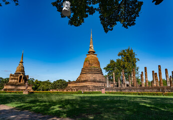 Fototapeta premium Historical Towns, Temples and Ancient Ruins in Thailand