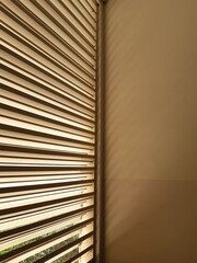 sun blocking blinds