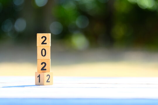 new year from 2021 to 2022