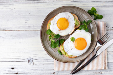 toast with fried egg