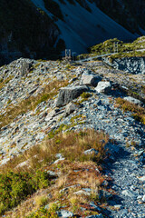 ニュージーランド　アオラキ・マウント・クック国立公園のフッカー・バレー・トラックのトレッキングコースから見える第二の吊り橋