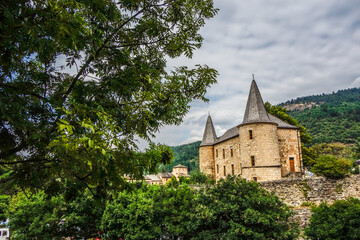 Florac-Trois-Rivières Gorges du Tarn Lozère Okzitanien Cevennen Tarnon Schloss Burg
