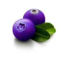 Ar&aacute;ndanos con hojas sobre fondo blanco. Blueberries with leaves on white background.